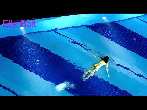 ❤️ Non posso smettere di guardare, giovane bionda catturata nuotare nuda nella piscina del resort ELLA BOLT ❤❌ Pornoal it.passiveincome1.ru ☑