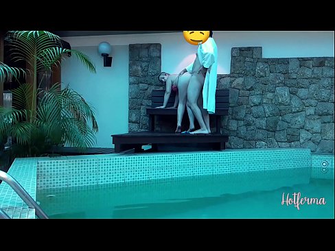 ❤️ Il capo invita la cameriera alla piscina, ma non poteva resistere a un caldo ❤❌ Pornoal it.passiveincome1.ru ☑